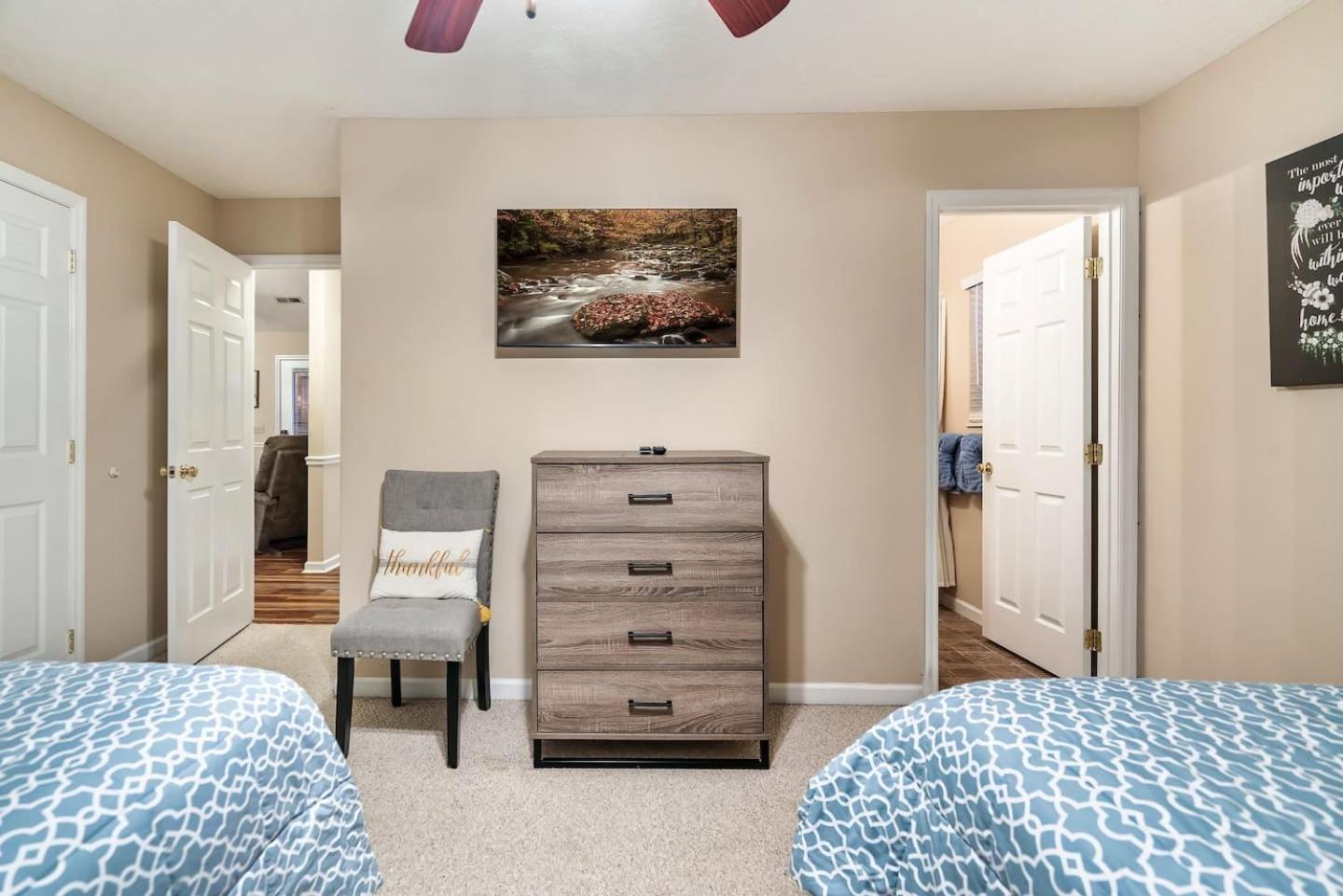비둘기 포지 1 Mile To Pkwy, Pets, Hot Tub, Creekside, Porch 빌라 외부 사진