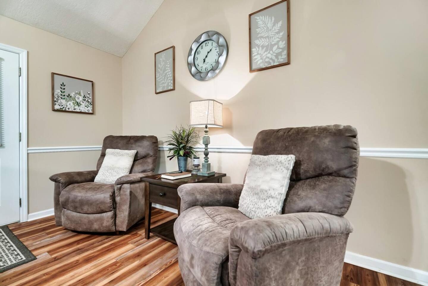 비둘기 포지 1 Mile To Pkwy, Pets, Hot Tub, Creekside, Porch 빌라 외부 사진