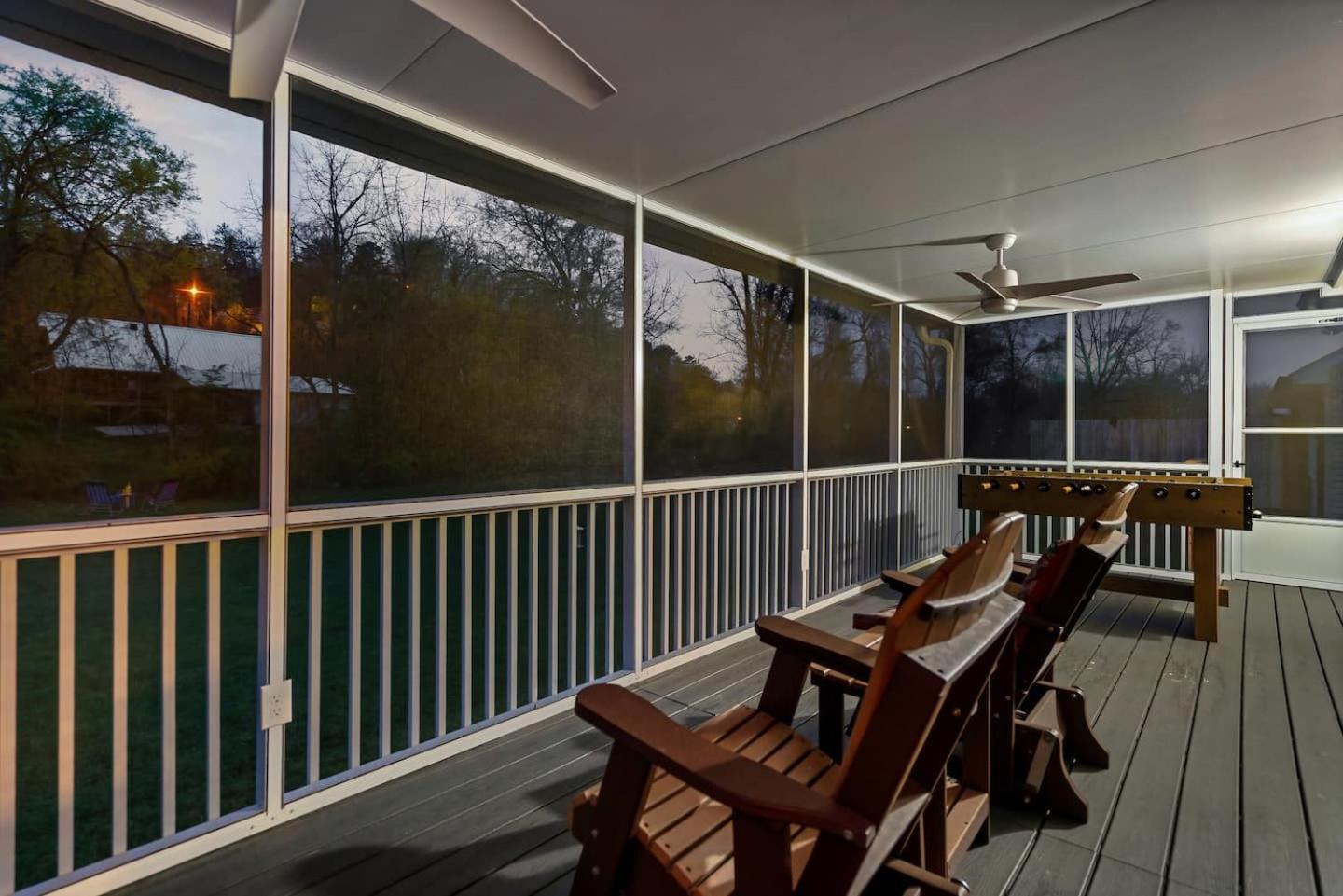 비둘기 포지 1 Mile To Pkwy, Pets, Hot Tub, Creekside, Porch 빌라 외부 사진